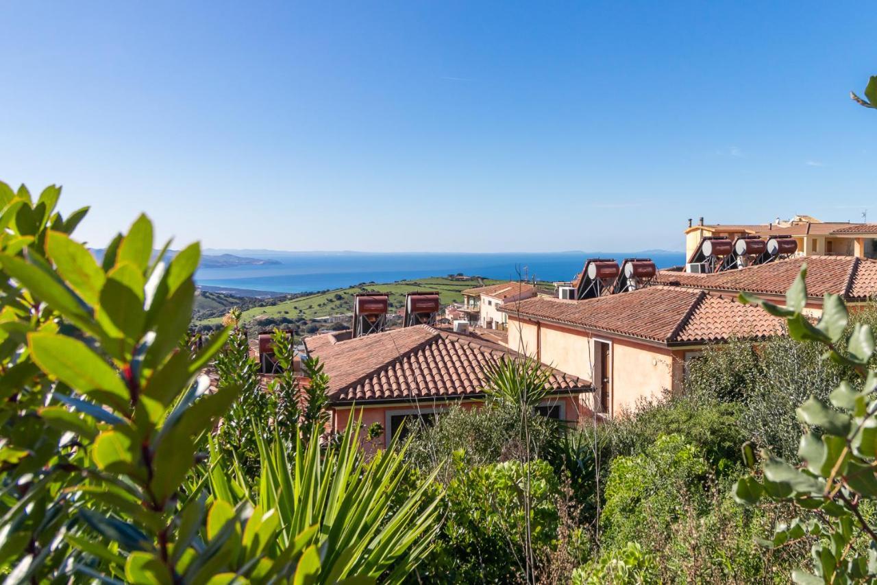 Residence Pala Stiddata With Panoramic Swimming Pool Trinità dʼAgultu Buitenkant foto