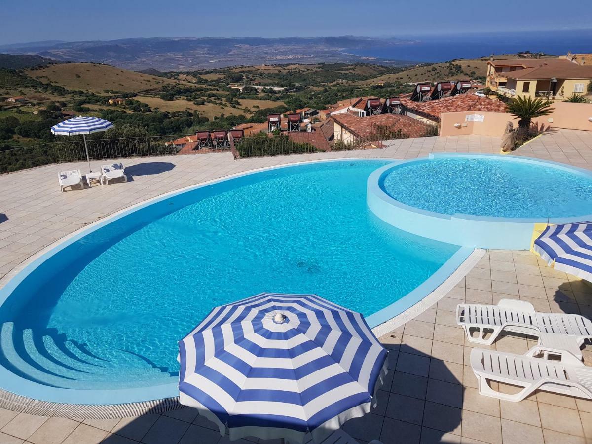 Residence Pala Stiddata With Panoramic Swimming Pool Trinità dʼAgultu Buitenkant foto