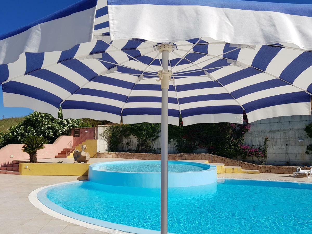 Residence Pala Stiddata With Panoramic Swimming Pool Trinità dʼAgultu Buitenkant foto